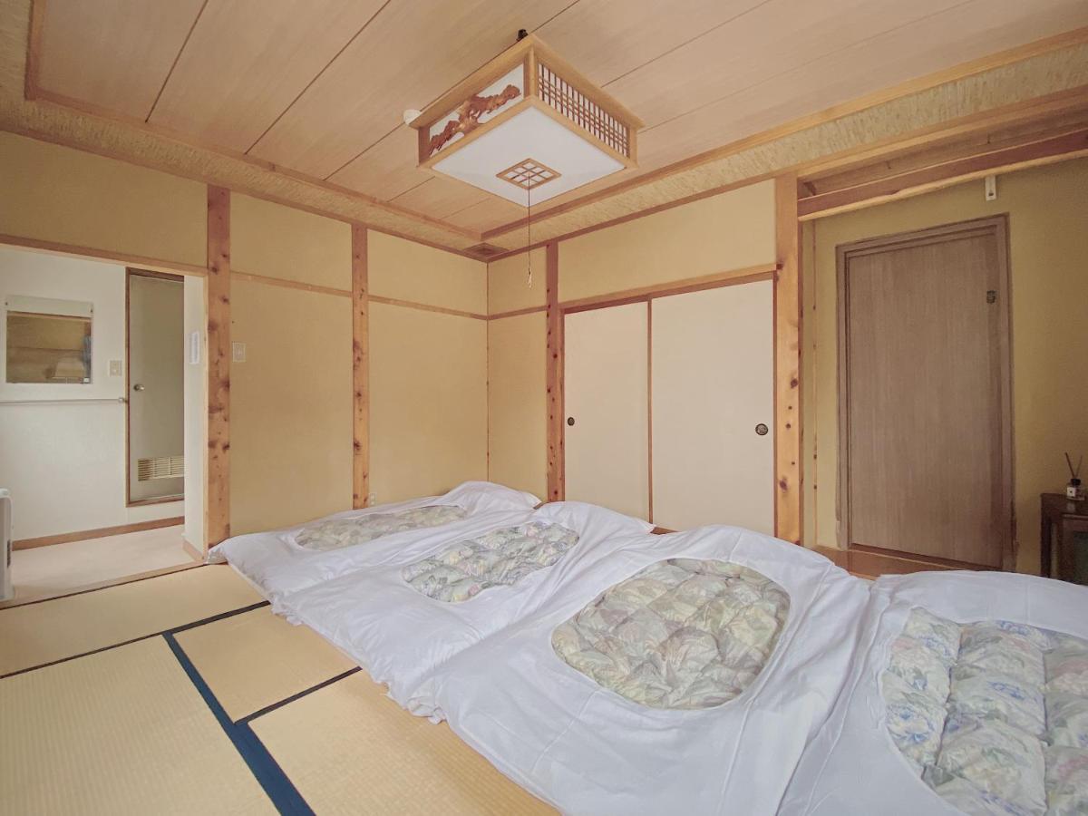 Apricot Pension Hakuba Extérieur photo