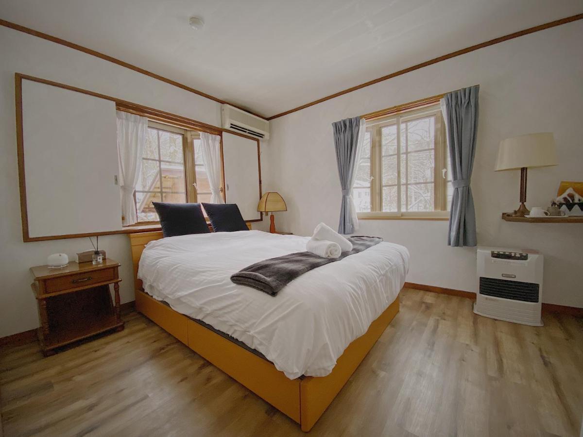 Apricot Pension Hakuba Extérieur photo