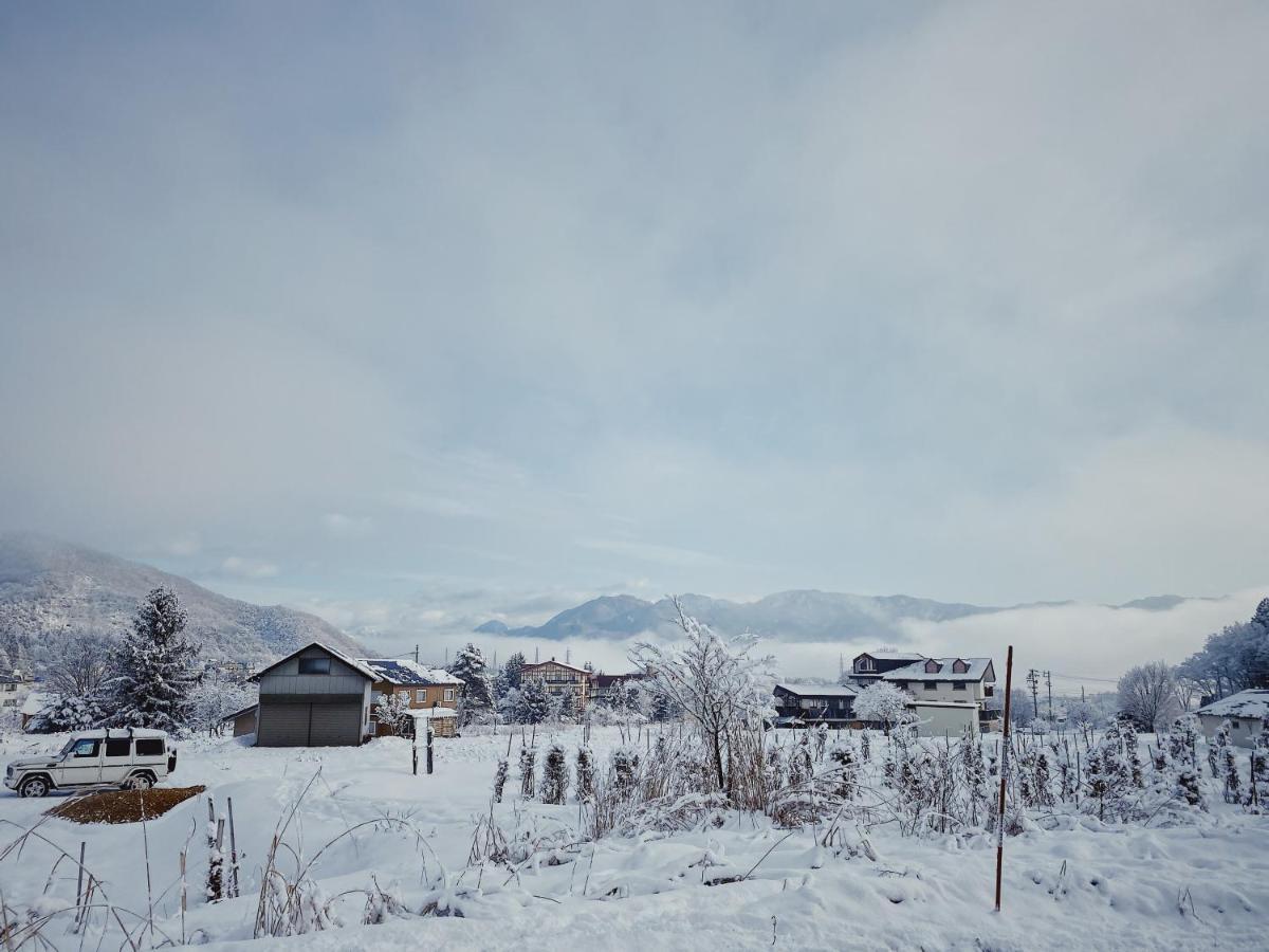 Apricot Pension Hakuba Extérieur photo