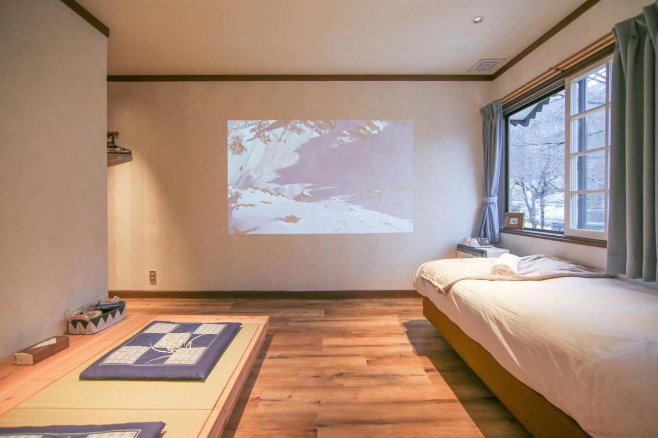 Apricot Pension Hakuba Extérieur photo
