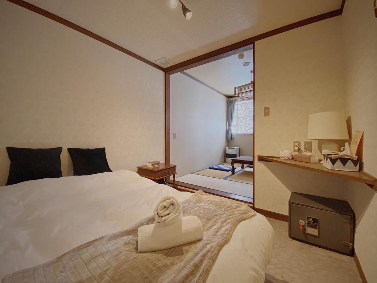 Apricot Pension Hakuba Extérieur photo