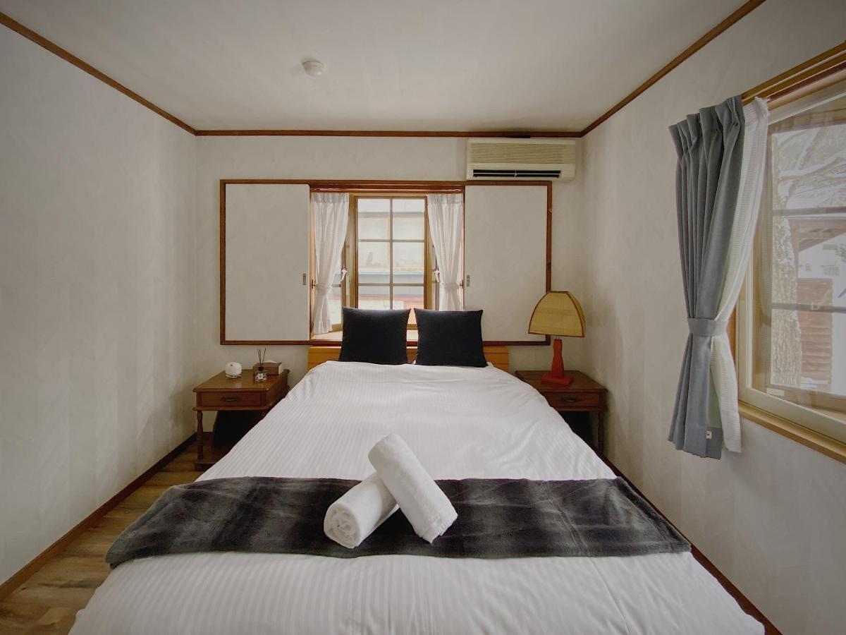 Apricot Pension Hakuba Extérieur photo